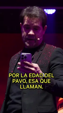 A post by @juandavila__ on TikTok caption: ¿Cuánto tiempo creéis que la ha castigado el padre? 
