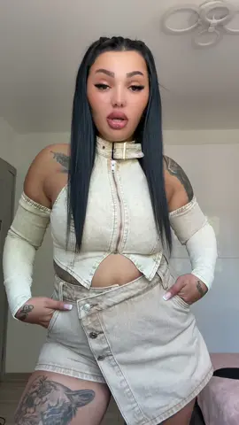 A post by @genessa99 on TikTok caption: #saajungaundetrebuie #saajungapeforyou #saajungaviral #foryoupage❤️❤️ #videoviral 