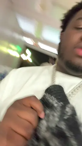 A post by @cashcobain12 on TikTok caption: FEEEEEL OUT NOW