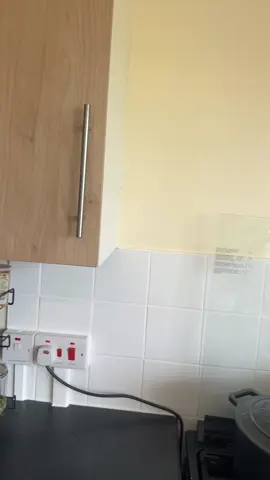 A post by @shukrifiican on TikTok caption: Lushhub 2/4PCS Magnetic Fridge kitchen organiser. #tiktokshop #viralvideos #fyp #somaliuk🇬🇧🇸🇴 #kitchen #viral_video 