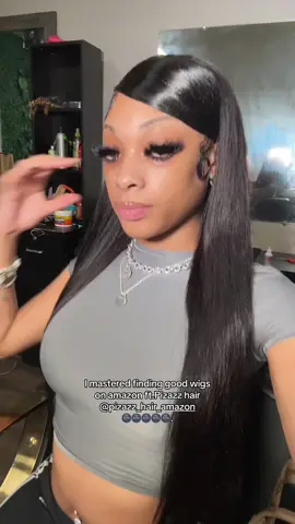 A post by @kiahhdior._ on TikTok caption: link to shop this unit is in my bio⬅️⬅️⬅️. @pizazz_hair_amazon @Pizazz Wig Amazon #kiahhdior #pizazzhair  