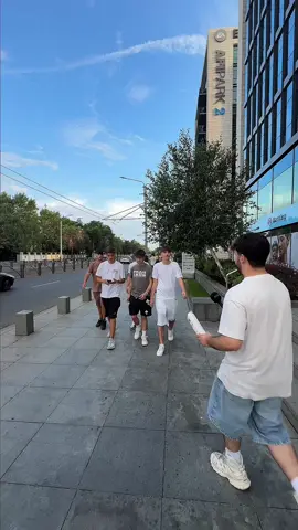 A post by @dristorkebap.delivery on TikTok caption: A rămas singur? #dristor #bucuresti #dristorkebap 