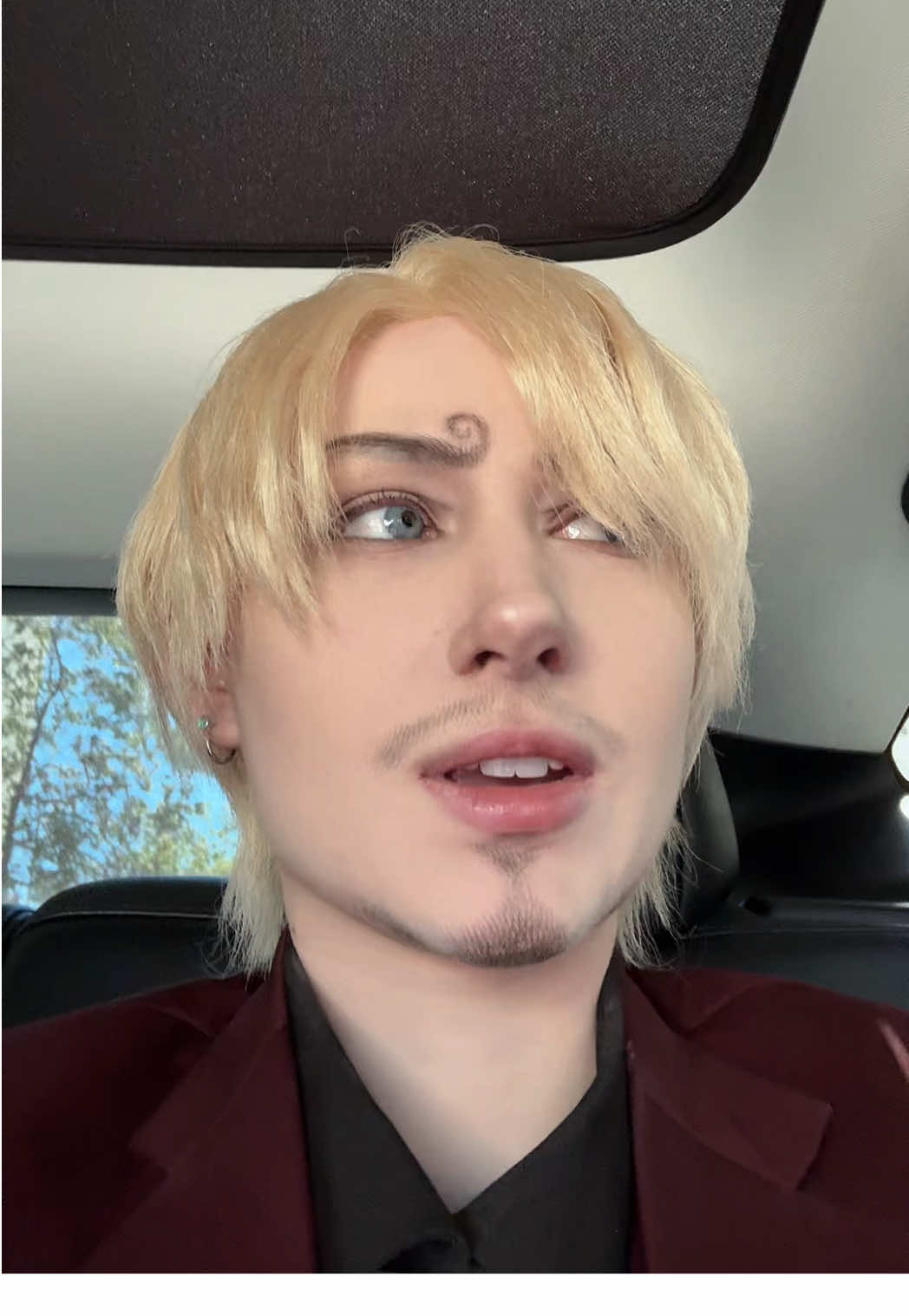 A post by @goldenraetio on TikTok