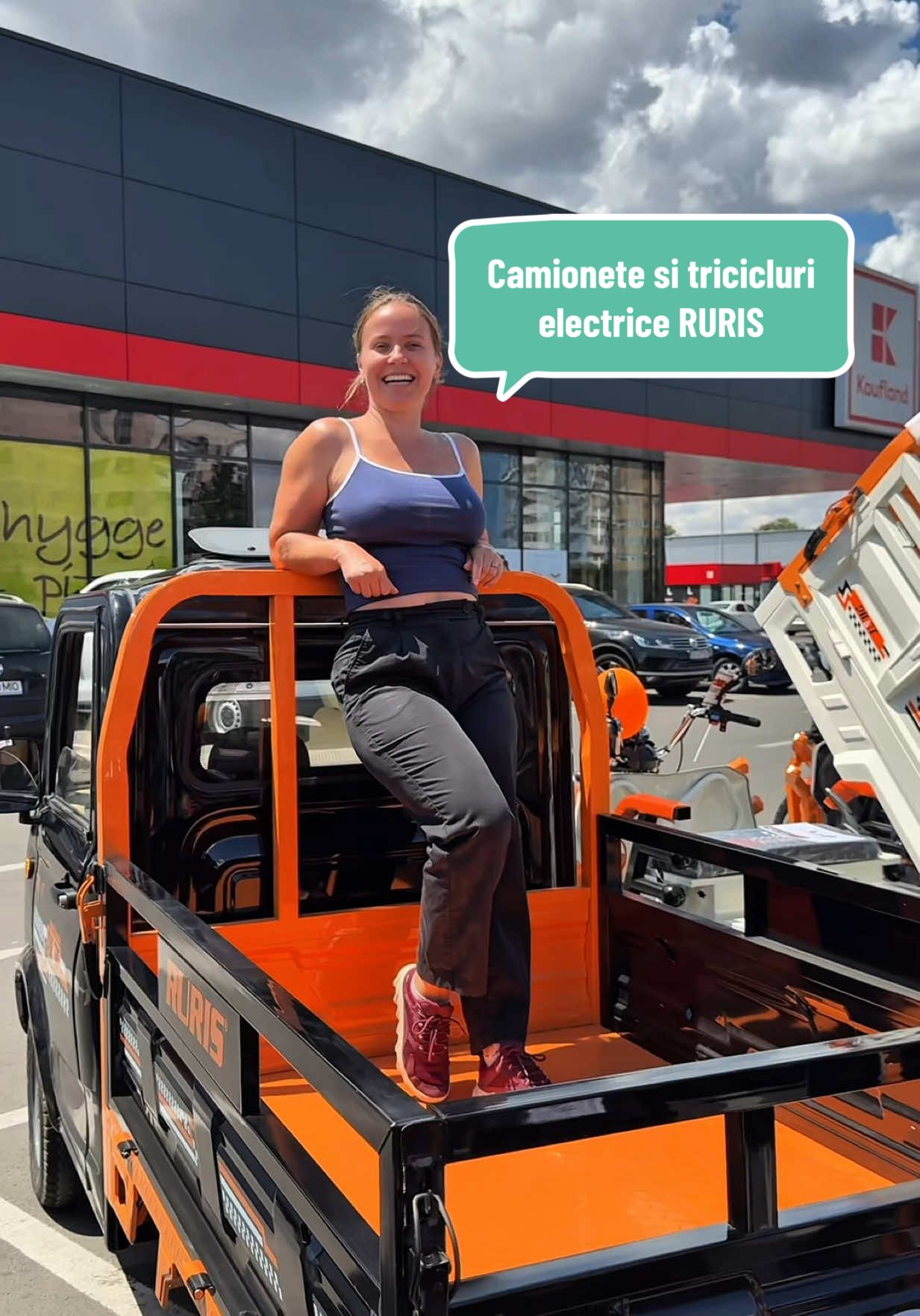 A post by @olteancaludi on TikTok caption: Lansare vehicule electrice @RURIS 💪#tricicluriRuris #camioneteRuris 