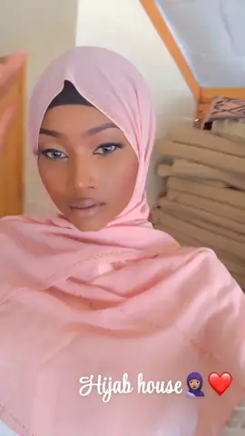 A post by @aminata_rassoul__ on TikTok