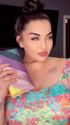A post by @assu.yasmina.assu on TikTok caption: 🩵🥶