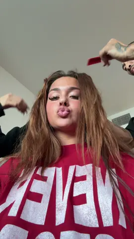 A post by @julia.whiteeee7 on TikTok caption: surpriseeee