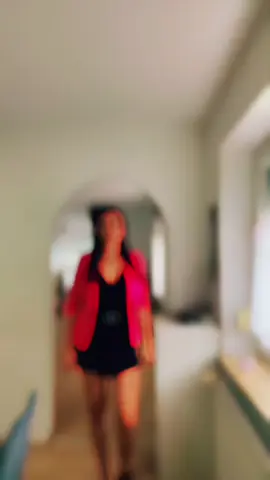 A post by @silvia_si_patrick on TikTok caption: #zambestesincer #viraltiktok #lifestyle #super #lifestyle #taurus♉️ 