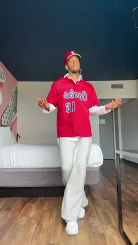 A post by @jeanvictorm on TikTok caption: Calm  Dc: @Bea 