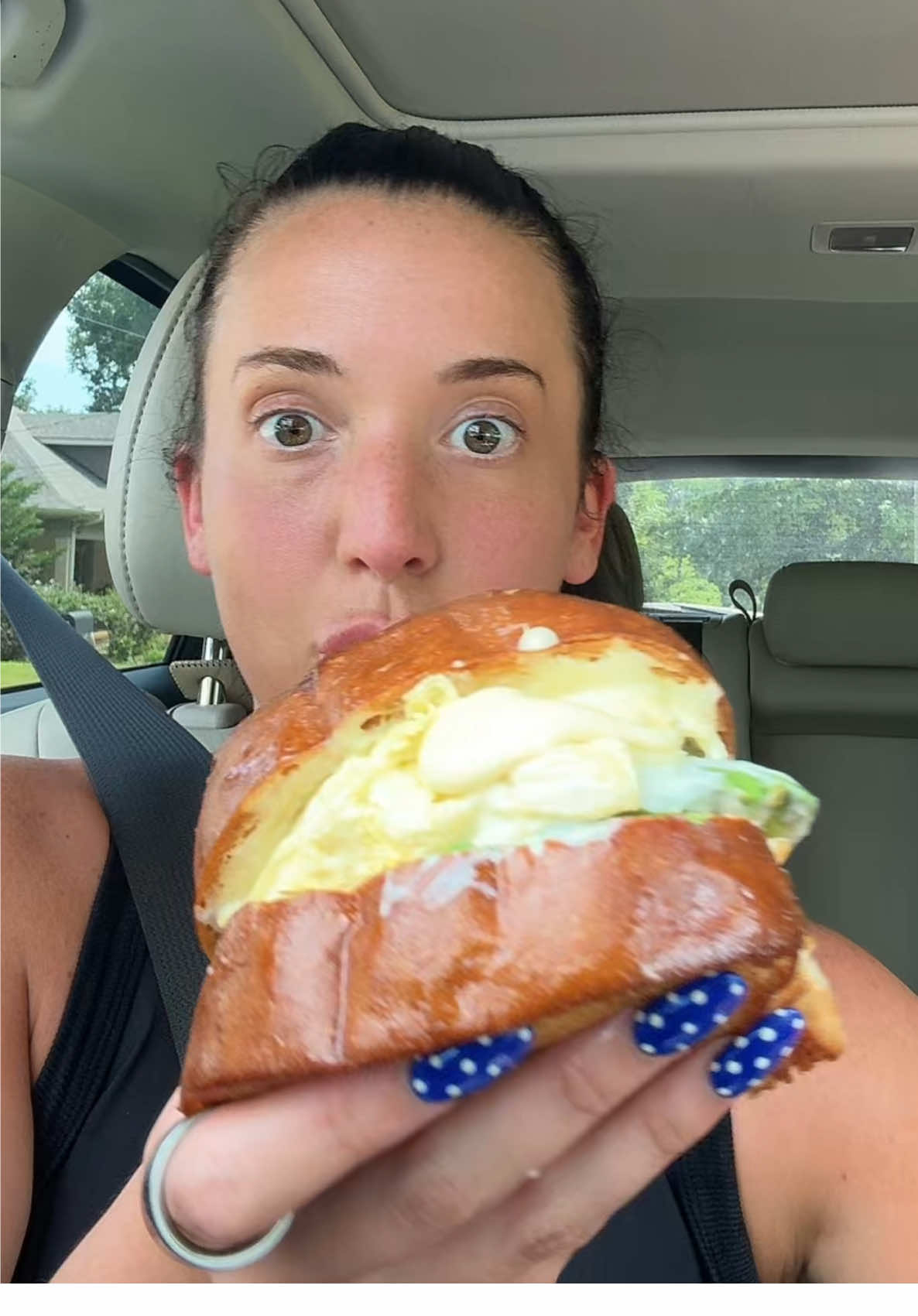 A post by @queenofgettingbanned on TikTok caption: THIS IS INCREDIBLE @eggdrip 