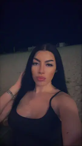 A post by @iamioana_0123 on TikTok caption: #🤍 
