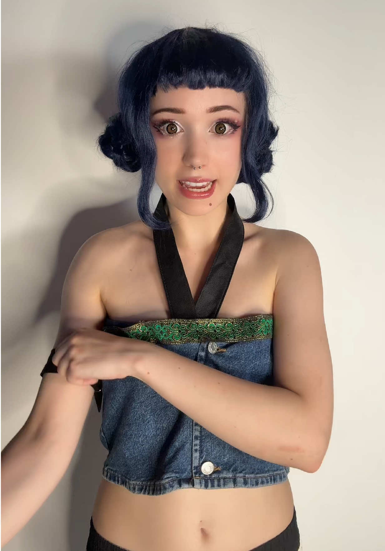 A post by @toothlessteddie on TikTok caption: zoey k-pop demon hunters closet cosplay 🥴
