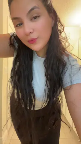 A post by @andreina010891 on TikTok