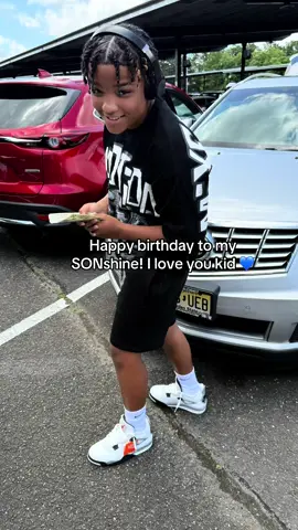 A post by @ashslayp on TikTok caption: Young king 🤴🏽 #happybirthday #fypシ 