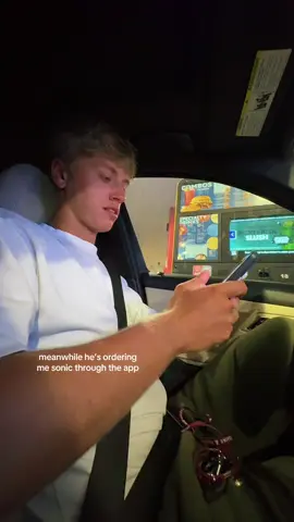 A post by @averykatherinewood on TikTok caption: I’m dead