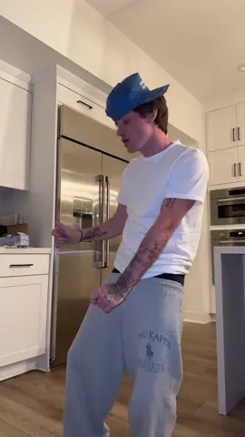 A post by @mikeytua on TikTok caption: Wake up Justin dropped 