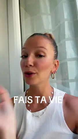 A post by @melanietherapie on TikTok caption: 💕💕 #ex #rupture #ruptureamoureuse #guerison #oubliersonex 