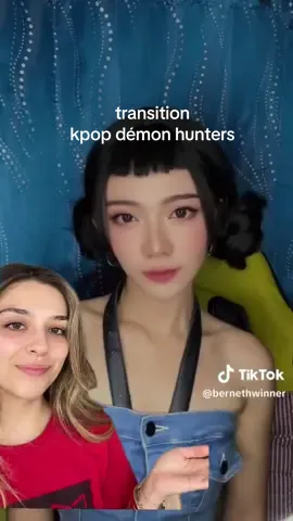 A post by @lilyslilah on TikTok caption: au début je comptais pas regarder ce film pcq je disais que ça avait l’air gênant …. J’ai tellement mal jugé 😂😭 #kpopdemonhunters #zoey #transitions #makeup  Réf  Fdt @Maybelline France  Anticerne @Hourglass Cosmetics  Blush @makeupforever  Yeux @Glitch Beauty  Lèvre @SEPHORA 