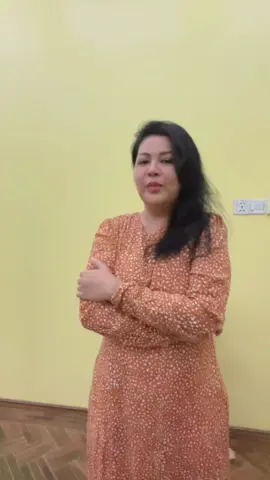 A post by @khinehninwai19 on TikTok caption: TikTok လိုက်ဆော့ပေးဆိုလို့ပါရှင်..💙💙