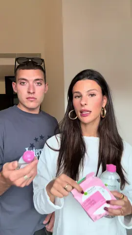 A post by @carolynnna on TikTok caption: Como embajadora de @Garnier ES no entiendo por qué los hombres no saben lo que es el agua micelar? 😂 Tienes el Agua Micelar de toda la vida también en formato mini (100 ml), ideal para llevar en la maleta. Es la que uso yo que ahora mi querido Guiri me tiene de un lado para otro!! Yo uso la clásica, que desmaquilla, limpia y tonifica Y sí, se aplica con ecopad, ¡no con toallitas! 😅  él le veo de camino de ser embajador   #AguaMicelar #Garnier #CuidadoDeLaPiel