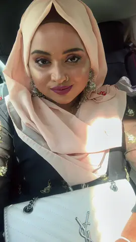 A post by @amrinislam5 on TikTok caption: #bologna #foryoupage❤️❤️ #fyp 