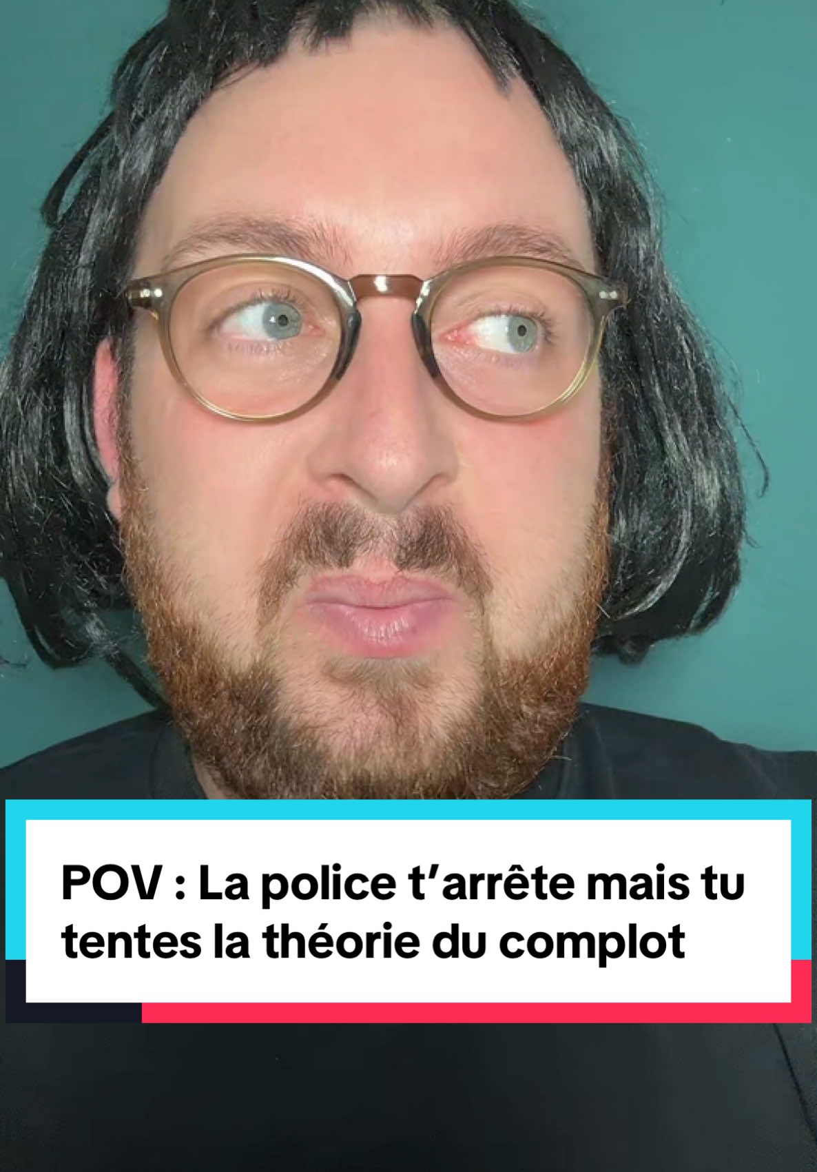 A post by @moguizoff on TikTok caption: POV : La police t’arrête mais tu tentes la carte théorie du complot 
