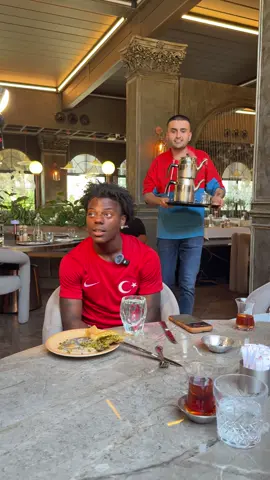 A post by @cznburak on TikTok caption: Czn Burak Vs Speed😂😍🙈