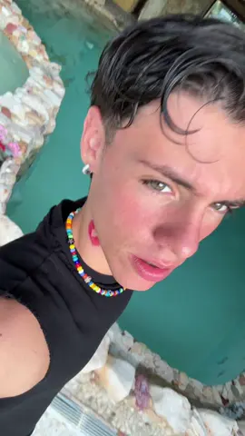 A post by @fabioferruccii on TikTok caption: @alicee ma dove sei? devo continuare a farti ingelosire per farti capire che devi venire in villa? 😡💕