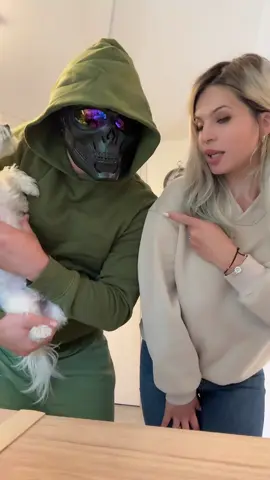 A post by @alexandrage7 on TikTok caption: #dameungrr #forupage #puffi #dragoste #foruyou 