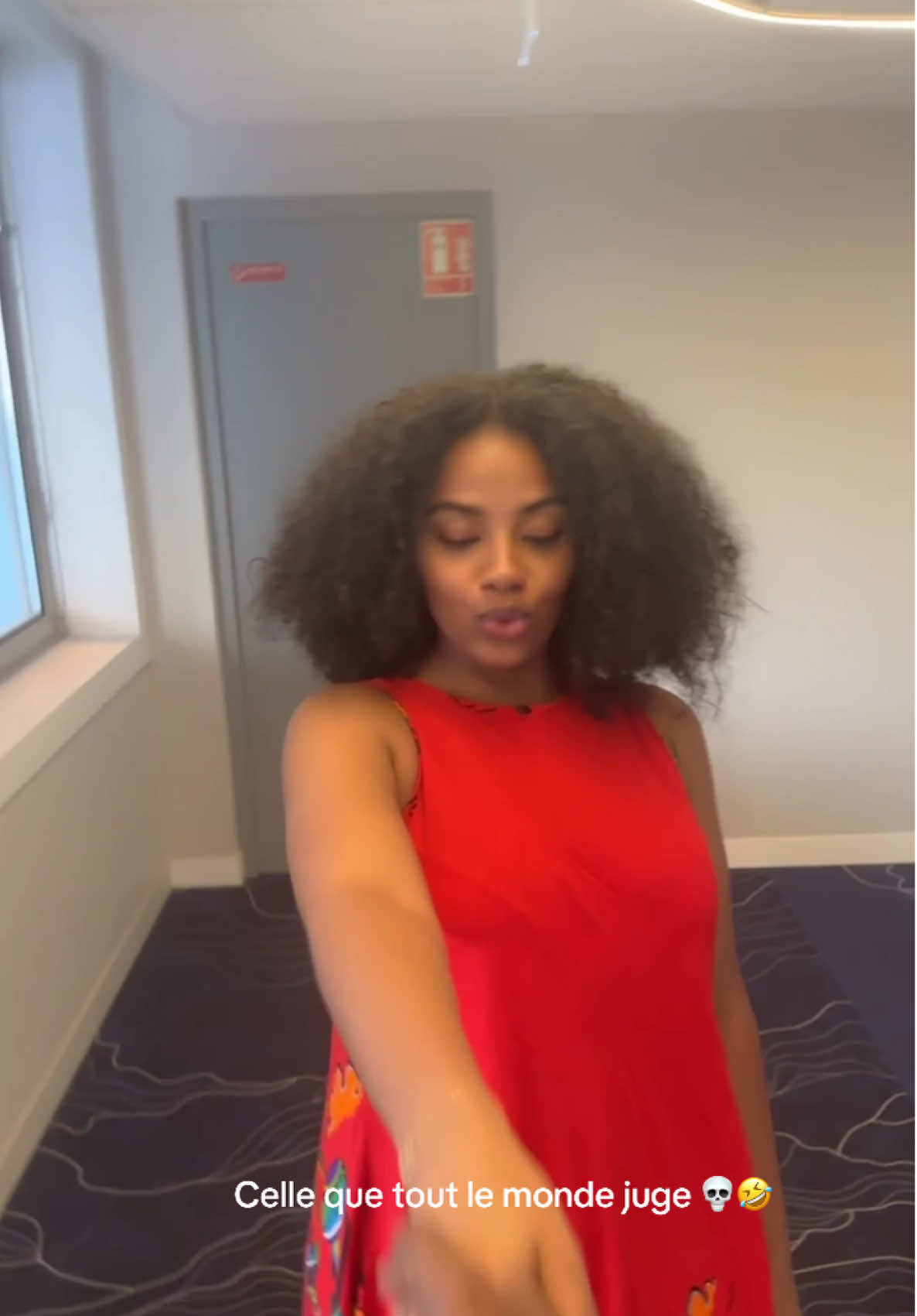 A post by @ on TikTok caption: Tout ça c’est à cause de lui à la finnn🤣🤣