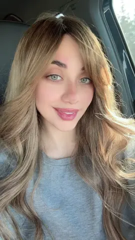 A post by @sallyalawady1 on TikTok caption: بتحسو اضل معتمدة اللون الاشقر؟ 