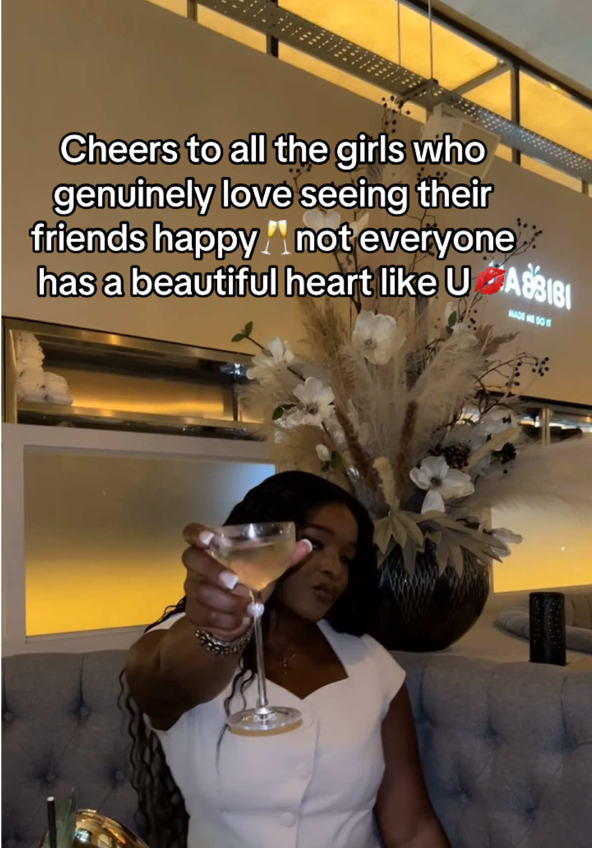 A post by @ on TikTok caption: #friendship #girls #viral #fyp #fu 