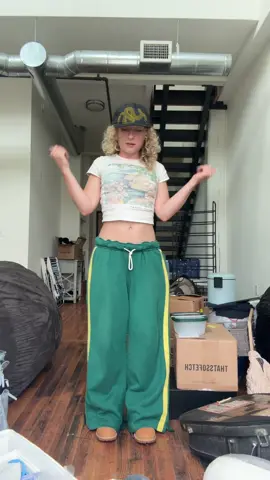 A post by @kennabeann14 on TikTok caption: Yeahhhh