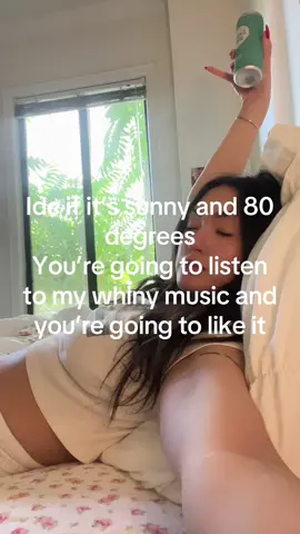 A post by @jasbuduan on TikTok caption: every season is grouchrock season