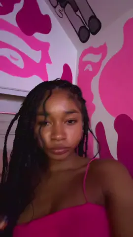 A post by @thatgirllaylay on TikTok