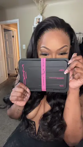 A post by @onnastyledit on TikTok caption: Had to try @JT 🦋 new lip kit. I love ittt!!! What yall think!? #mac #lipkit #jt #pink #pinklips #blackgirllipcombo #detroit #detroitstylist #outside #grwm #chestnutlipliner #pinklips #outside #fashionnova #blackoutfit #weekend 