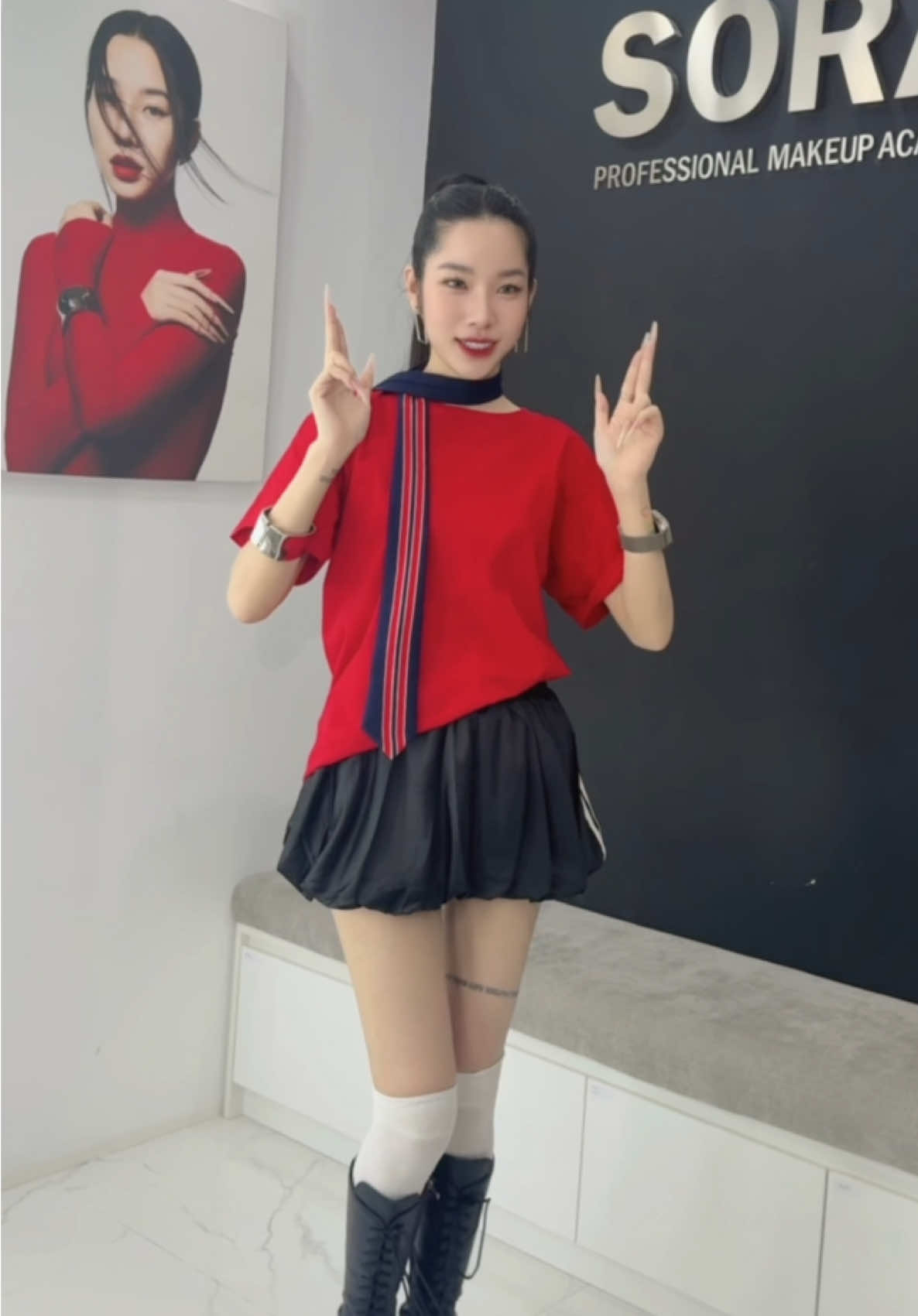 A post by @sora123ms on TikTok caption: SORA Dance 💃💃🙈🙈#sora #makeupsora #dancechallenge #fyp #viral 