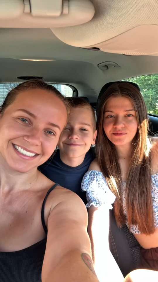 A post by @olteancaludi on TikTok caption: În farmaciile @Catena - Farmacia inimii găsiți Nestle Nan 3 Optipro HMO, 12+ luni, 800 gr cu 25% reducere, dragilor. 🌺❤️#nestle #catena #farmaciacatena 