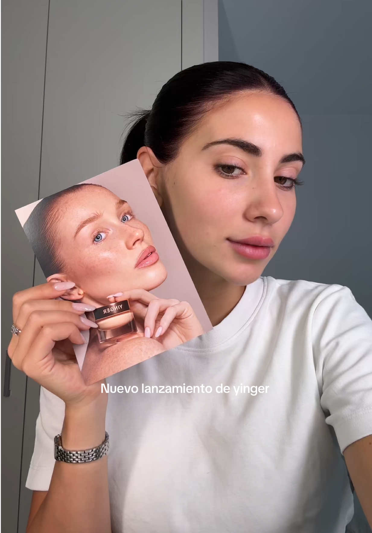 A post by @andreagarte on TikTok caption: Probando por primera vez el contorno de @YINGER BEAUTY 