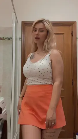 A post by @rebecaadriana4 on TikTok