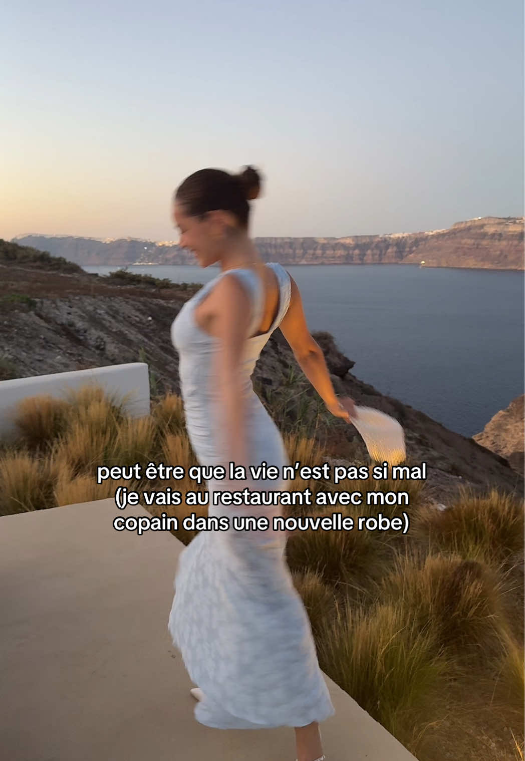 A post by @rromanebert on TikTok caption: j’adore ma vie 💖