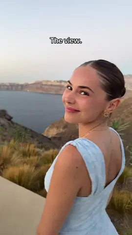 A post by @rromanebert on TikTok caption: 🤭