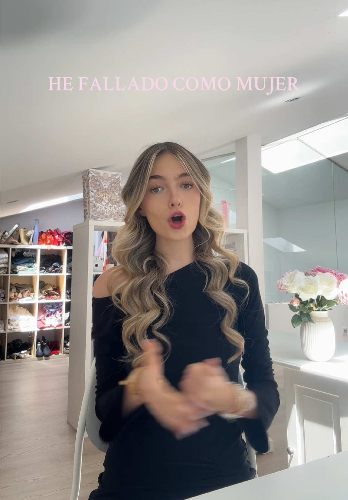 A post by @nerea.laandaa on TikTok caption: niñas habré fallado como mujer, pero como embajadora de @YSL Beauty NUNCA fallaré con mi lip combo utilizando los labiales LOVESHINE 🤍💋 no dejo de recibir cumplidos gracias y esta ha sido mi señal para enseñároslo 🫶🏻 amoooo #nerealaandaa #grwm #makeuplook #yslbeauty 