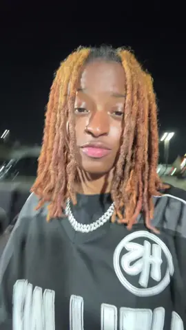 A post by @yung.jezzo on TikTok caption: Muah 💋 