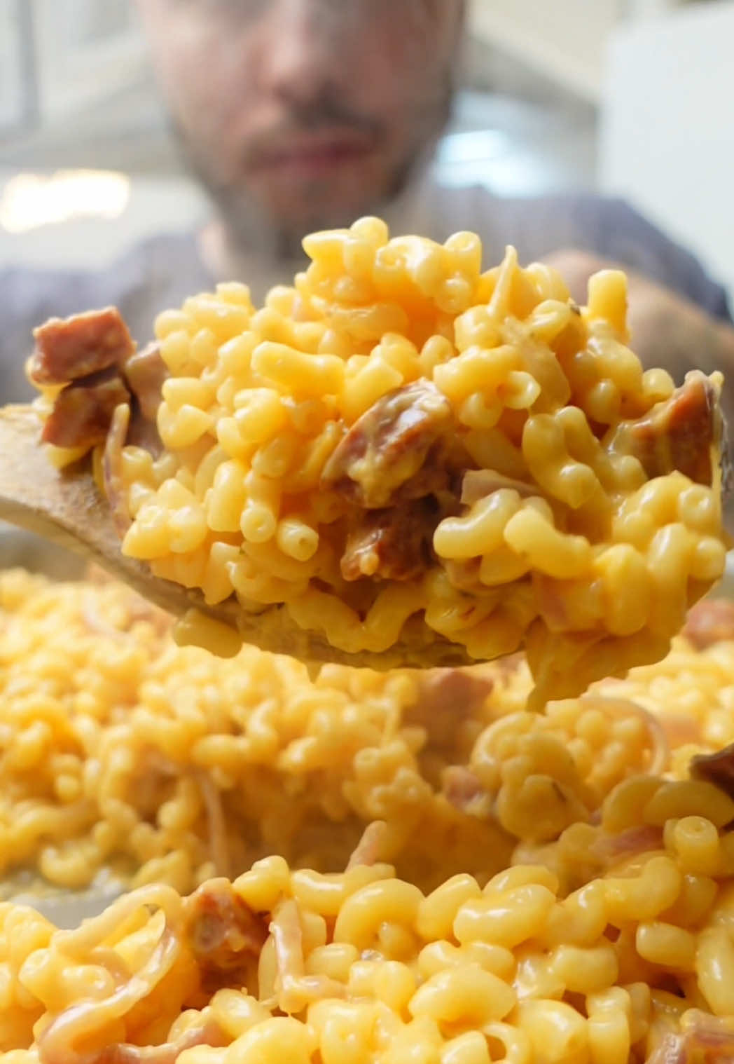 A post by @seizemay on TikTok caption: Recette pour les Flemmards ! 😂 #onepotpasta #recettefacile #recetterapide 