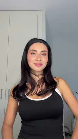 A post by @andreagarte on TikTok caption: Le gustó otra 