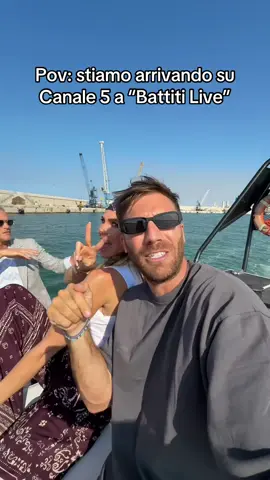 A post by @divanoletto on TikTok caption: @Ilary Blasi @bravoalvin @Serena Brancale @Alessandra Amoroso 