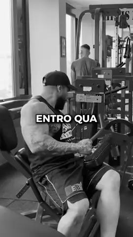 A post by @gianzcoach on TikTok caption: #accadeoggi 