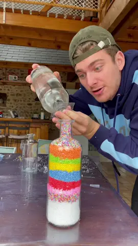 A post by @cyrilschr on TikTok caption: Purée mes expérience me manque 😂