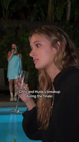A post by @mitsy270 on TikTok caption: the singer walking out was DIABOLICAL @zetra @Natalie Jane #loveisland #loveislandusa #hudaandchris 